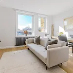 Comfortable 2Br Flat In Islington, 1 Minute To Tube