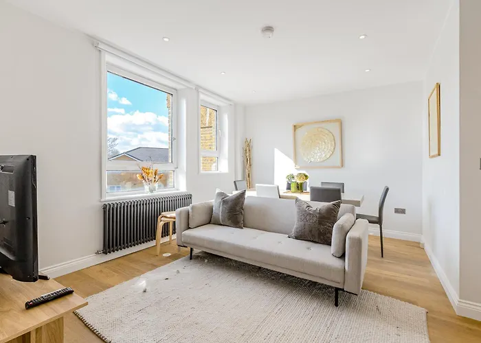 Comfortable 2Br Flat In Islington, 1 Minute To Tube