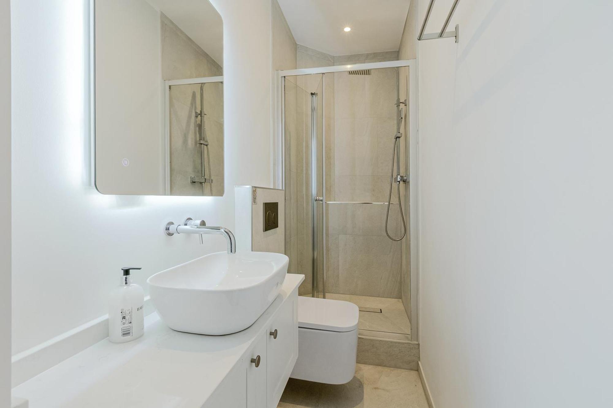 Comfortable 2br Flat In Islington, 1 Minute To Tube